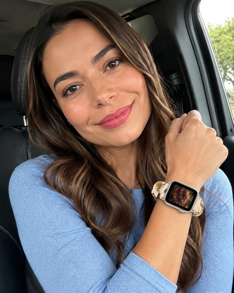 Model wearing Beige Floral Scrunchie Loop Band for Apple Watch Apple Watch band
