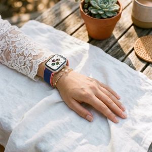 Model wearing Blue Pink Edge Elastic Loop Band for Apple Watch Apple Watch band