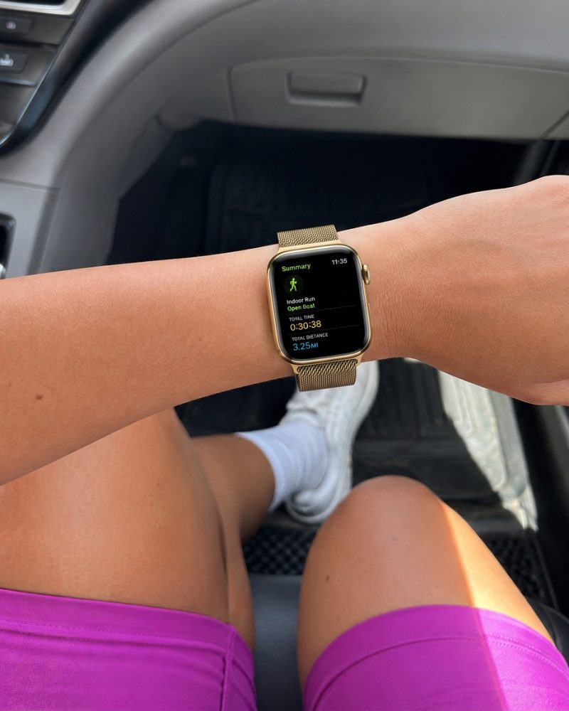 Model wearing Duo Gold Black Milanese Loop For Apple Watch Apple Watch band