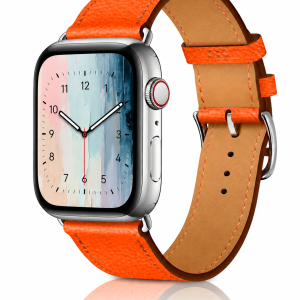 Model wearing Feu Single Tour Leather for Apple Watch Apple Watch band