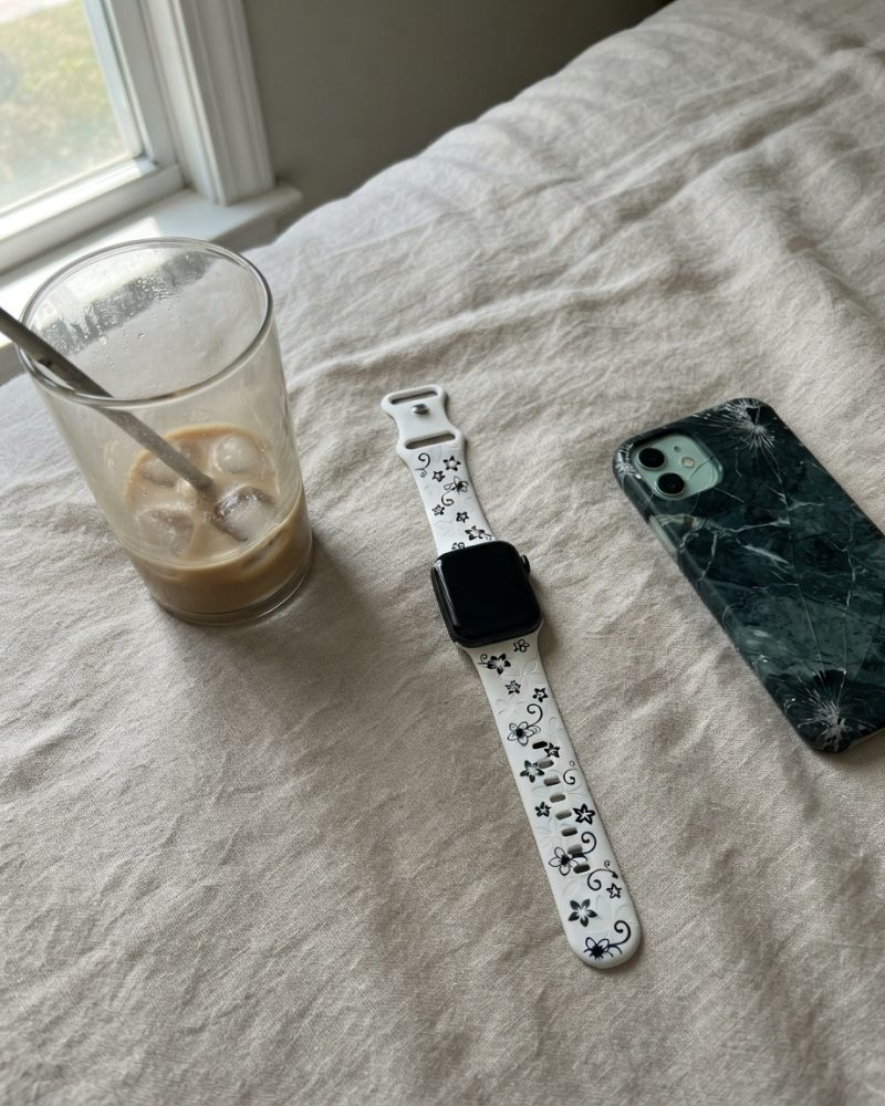 Sakura Sport Band for Apple Watch - Starlight Black - Image 5