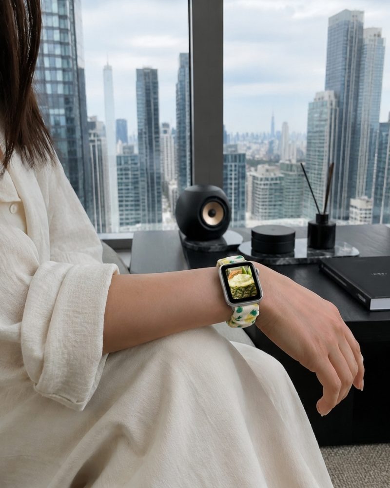 Model wearing Pineapple Scrunchie Loop Band for Apple Watch Apple Watch band