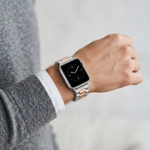 Model wearing Silver Rose Gold Stainless Steel Band for Apple Watch Apple Watch band