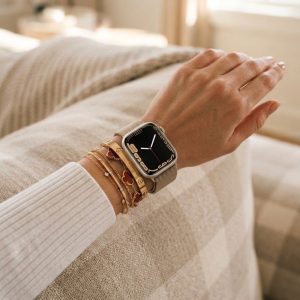 Model wearing Starlight Milanese Loop Band For Apple Watch Apple Watch band