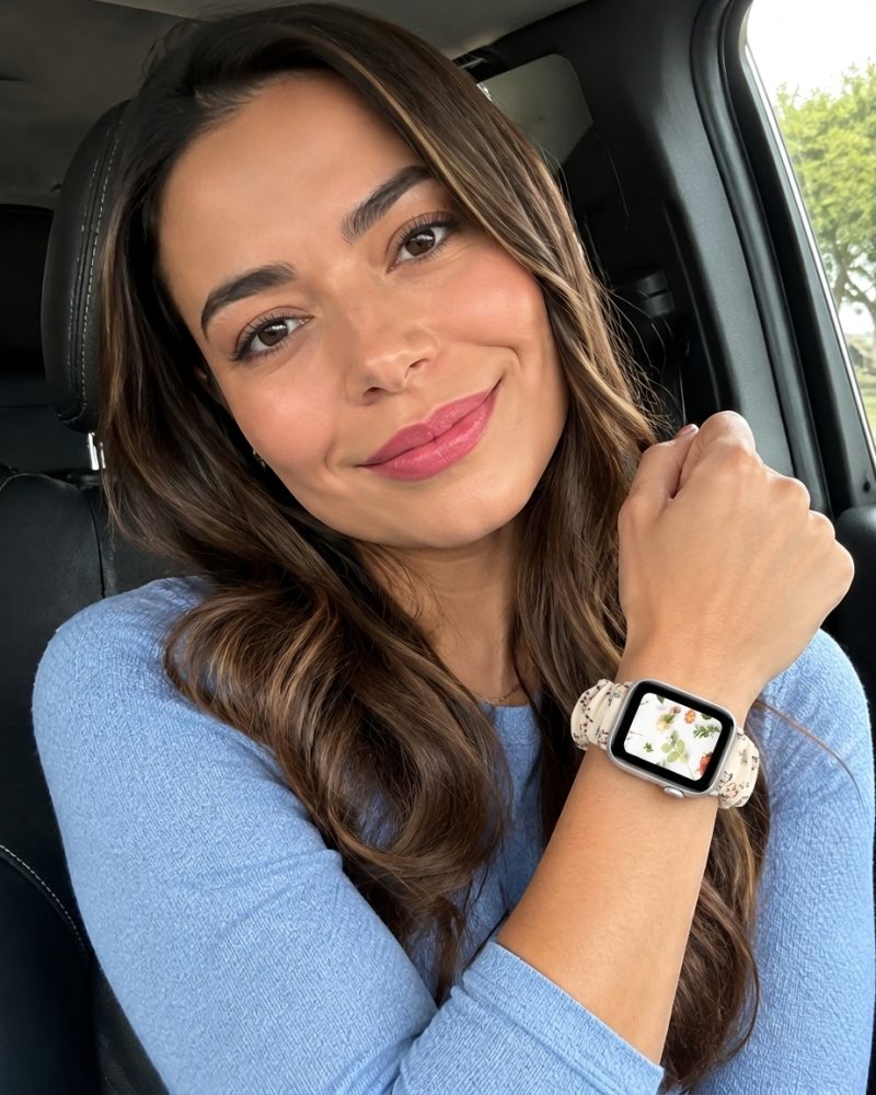 Model wearing White Floral Scrunchie Loop Band for Apple Watch Apple Watch band