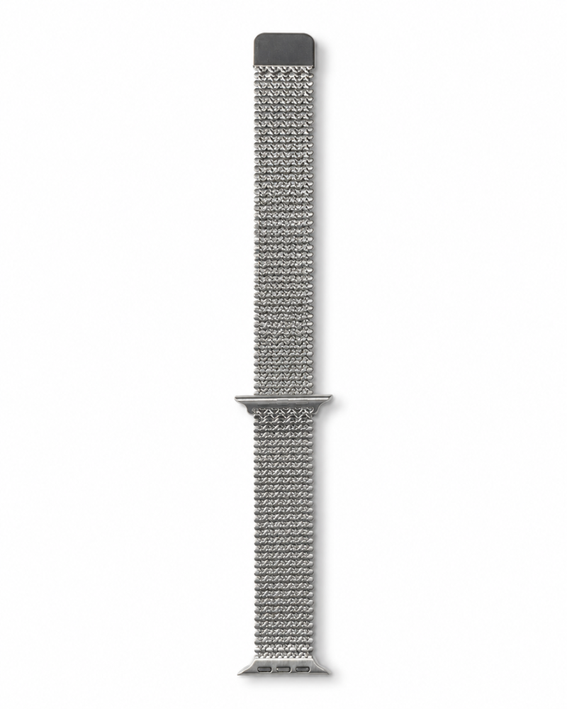 Model wearing Zoe Magnetic Band for Apple Watch – Silver Metal Apple Watch Band Apple Watch band